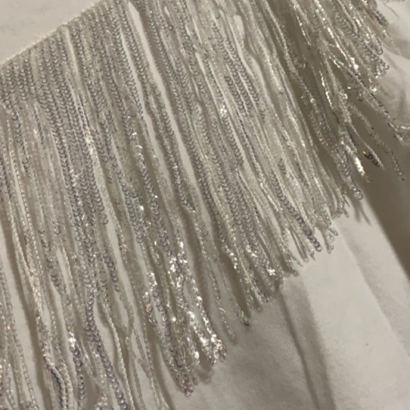 White fringe tshirt - Picture 3 of 3